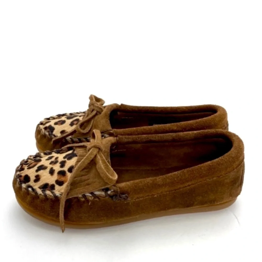 MINNETONKA Leopard Calfskin Kilty Moc Suede Moccasins Flat In Brown Size 1 Kids